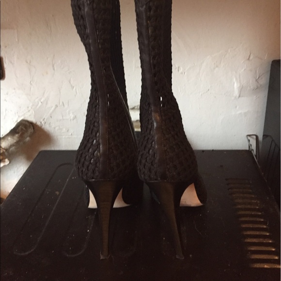 Black leather boots - Picture 4 of 6