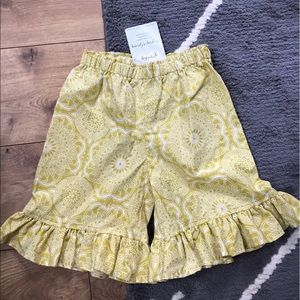 Persnickety ruffle shorts 8