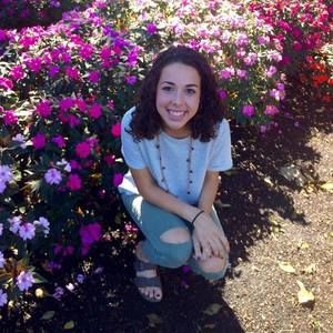 Meet your Posher, Leah