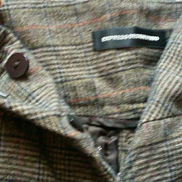 *SOLD* Classic plaid shorts - Picture 2 of 4