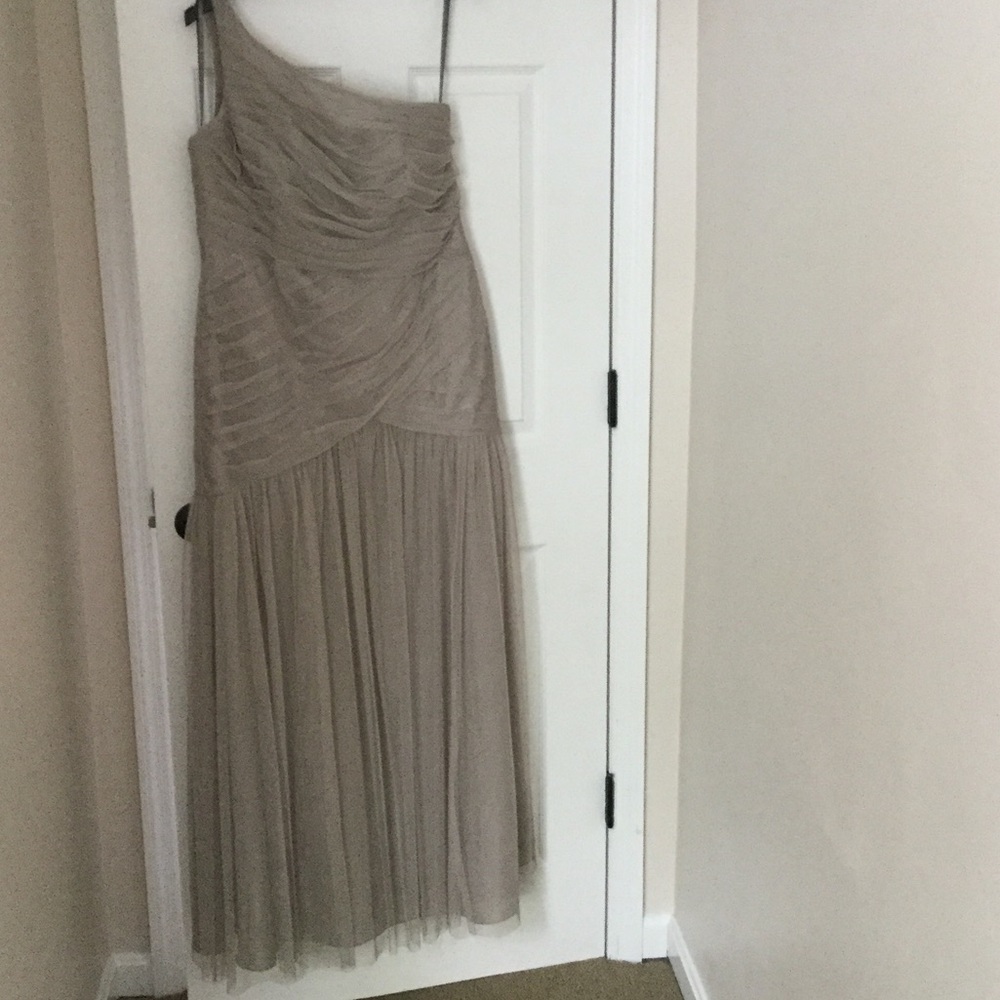 ,Vera Wang White' Bridesmaid Dress 👡💍