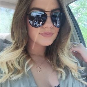 Meet your Posher, Lillian