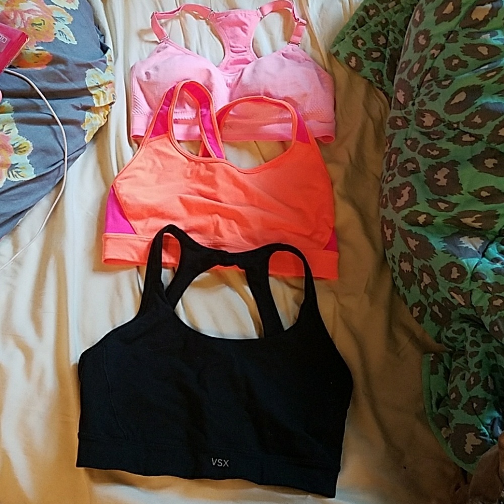 Victoria's secret sports bras