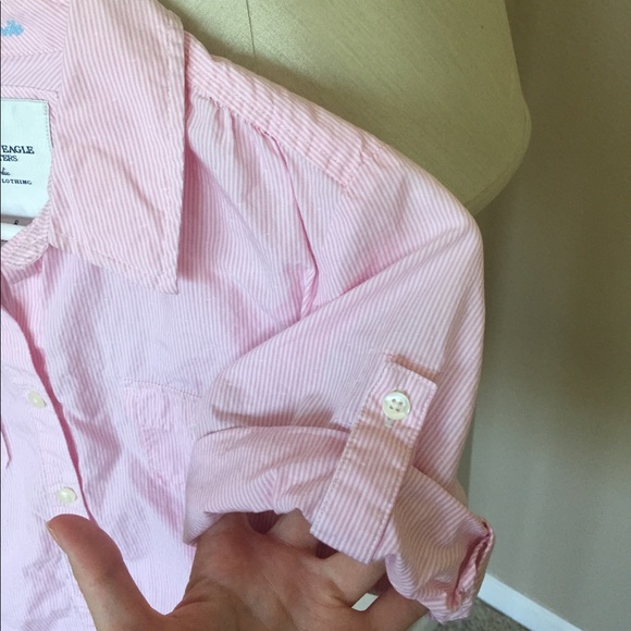 Women's American eagle pink stripe shirt, size 8 - Picture 6 of 8