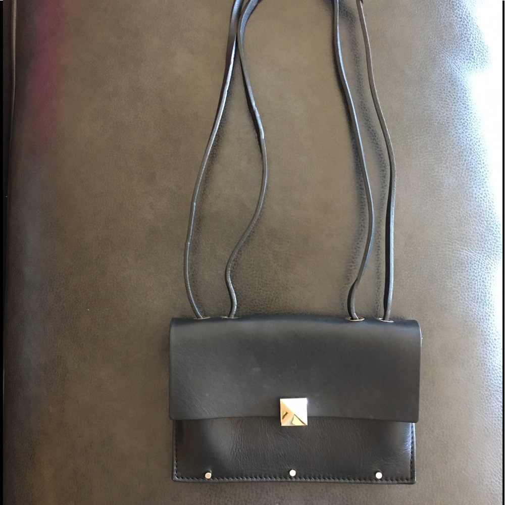 Valentino rock stud