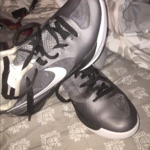 Volleyball shoes
