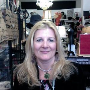 Meet your Posher, Sara jane