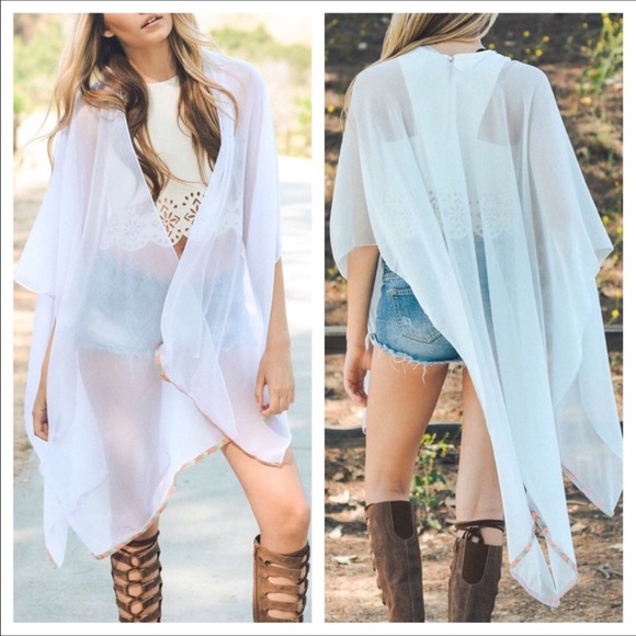 Host Pick❣️CHELSY Summer Kimono - Picture 3 of 7