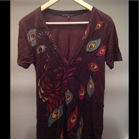 Cute printed Urban Outfitters deep V Neck. - Picture 1 of 1