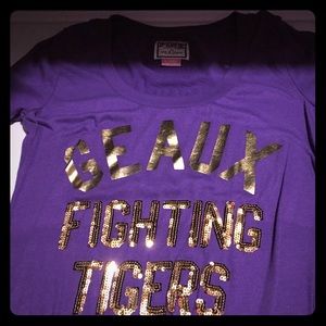 VS Pink LSU Tigers tee shirt