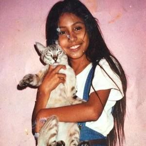 Meet your Posher, Abigail