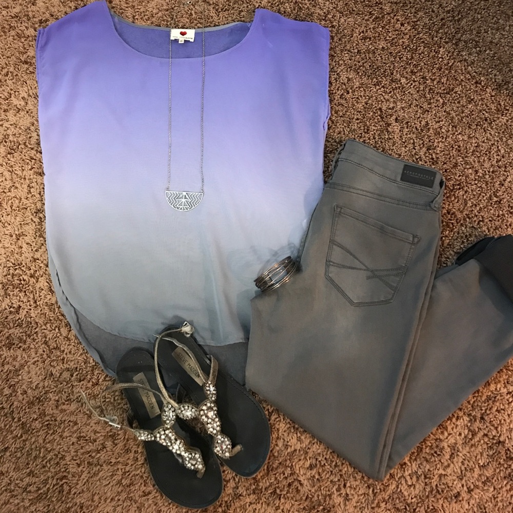 🎉🎉HP🎉🎉Pretty Purple Ombré Top💜