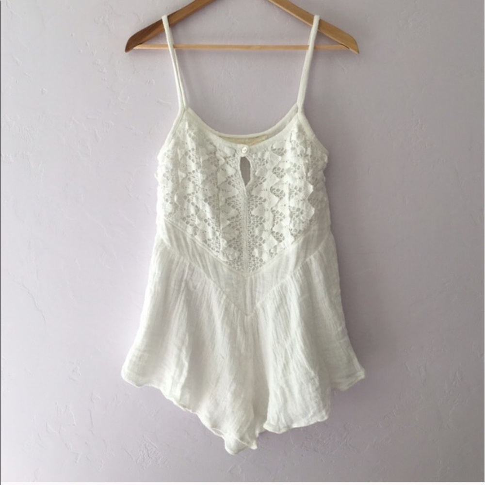Jen's Pirate Booty Gauze Romper - Picture 1 of 4