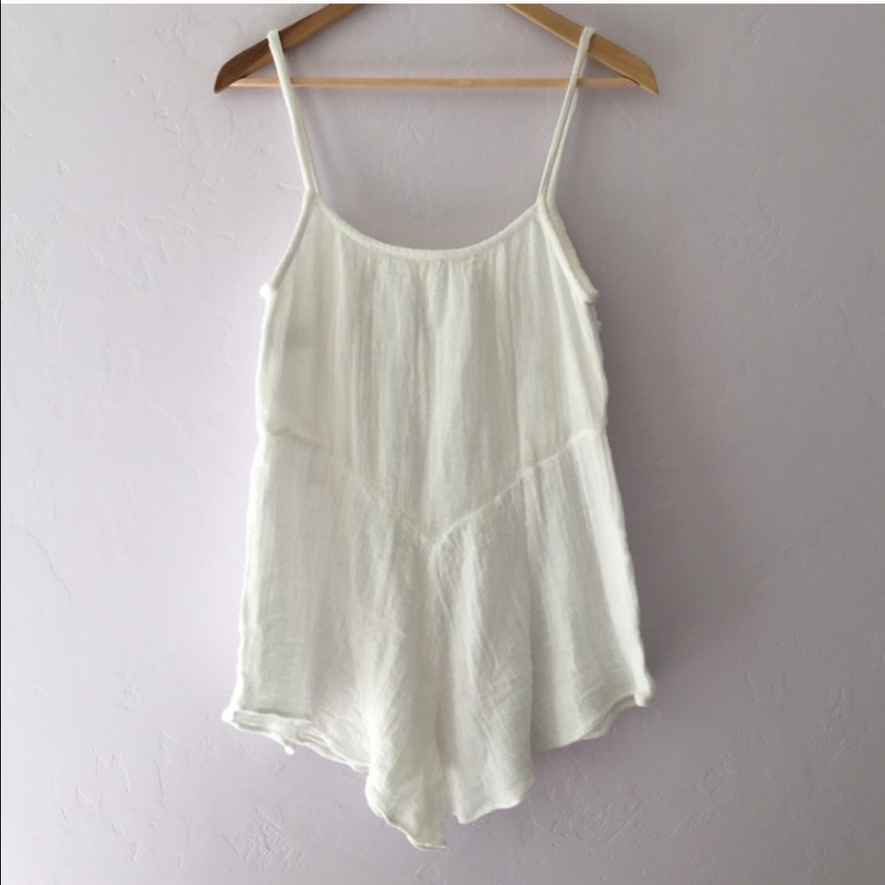 Jen's Pirate Booty Gauze Romper - Picture 2 of 4