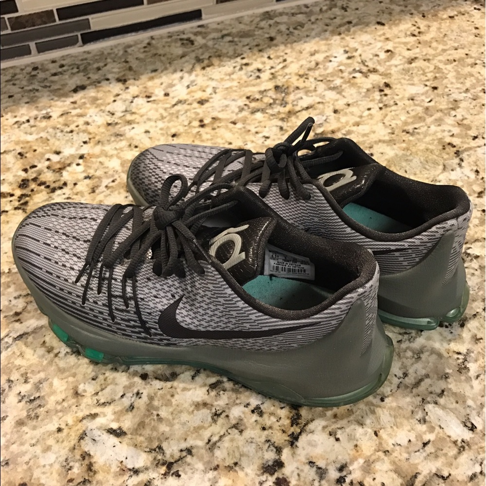 KD 8 big boy sneakers
