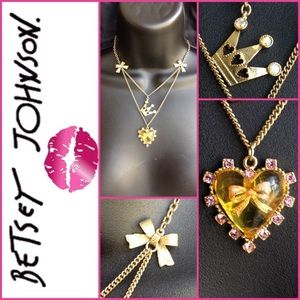 ✨HOST PICK ✨Vintage Betsy Johnson necklace