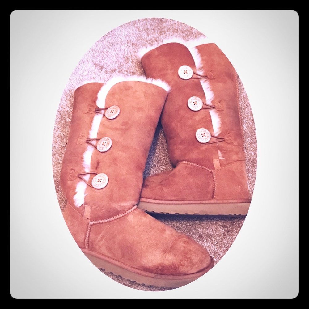 UGG Bailey Button Tall Fur Tan Boots Women's 10!