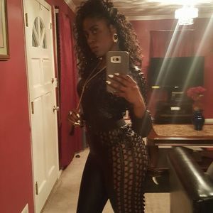 Meet your Posher, Carmen