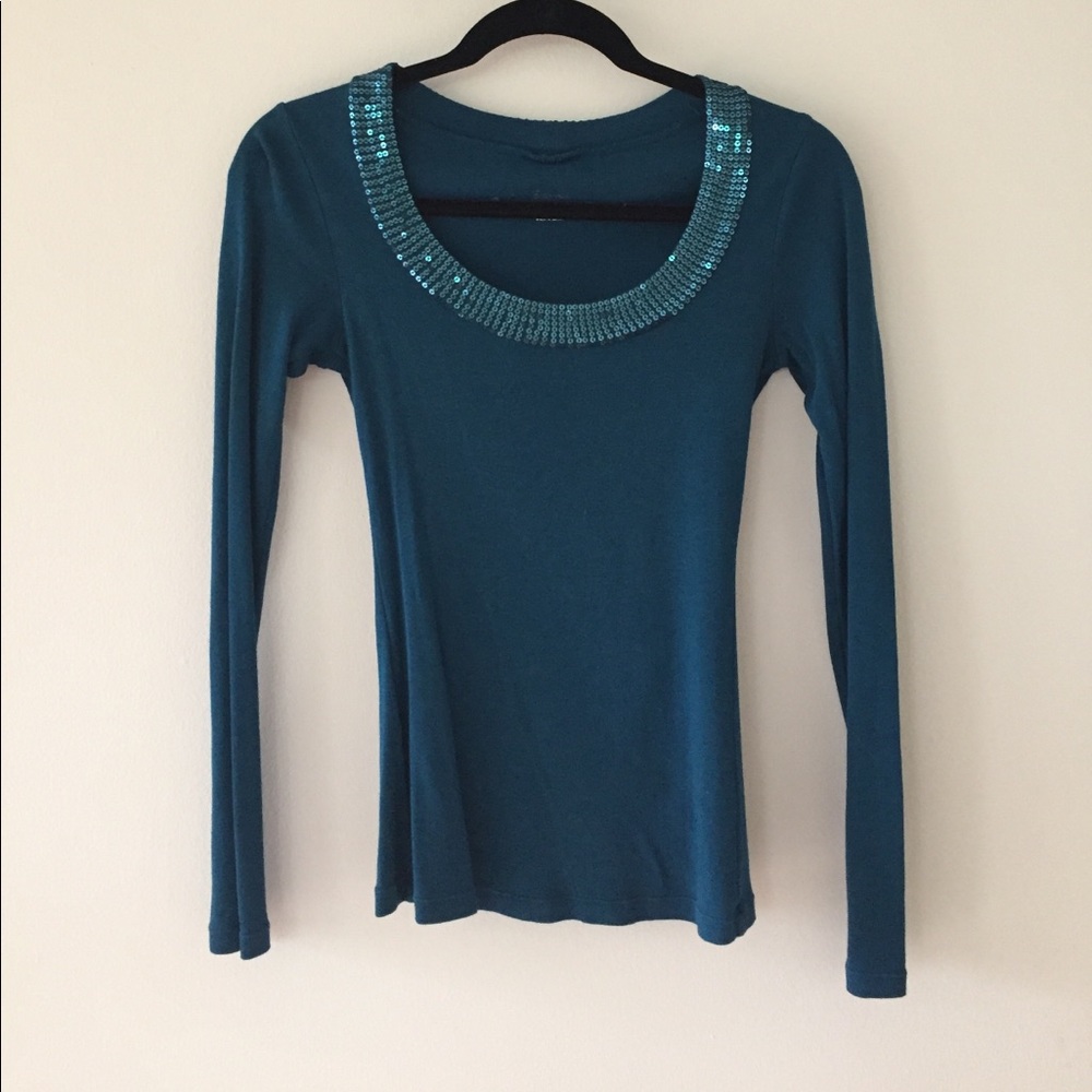 Express: Sexy Basic Scoop Neck Tee