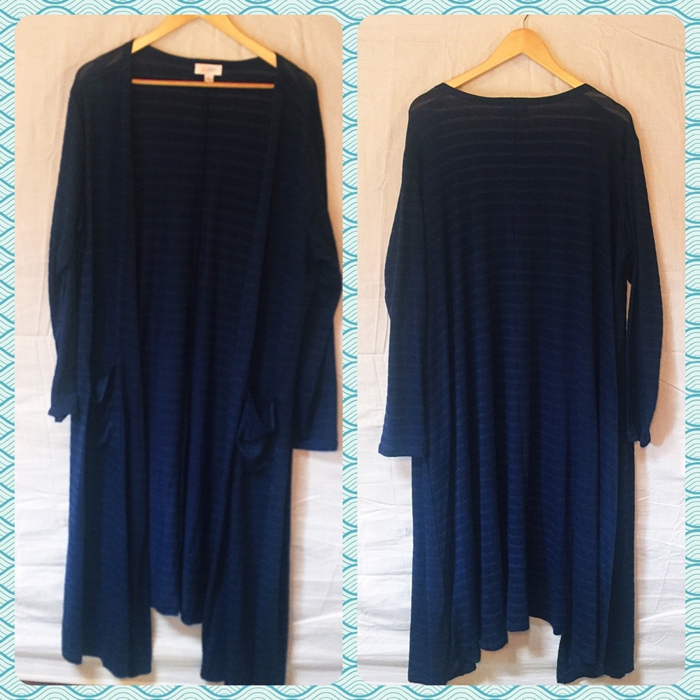 ⚡️FLASH SALE⚡️Lilaroe Sarah Cardigan NWOT