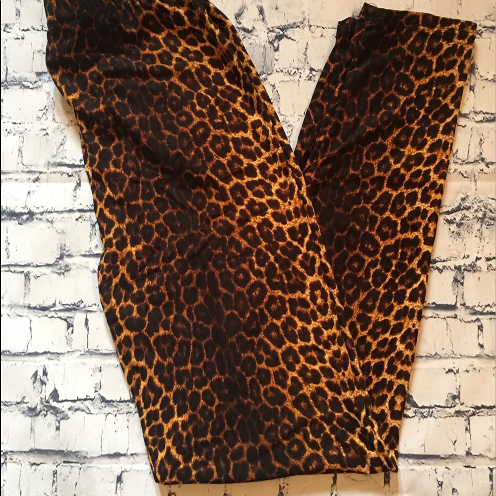 BNWT Leopard Leggings One Size