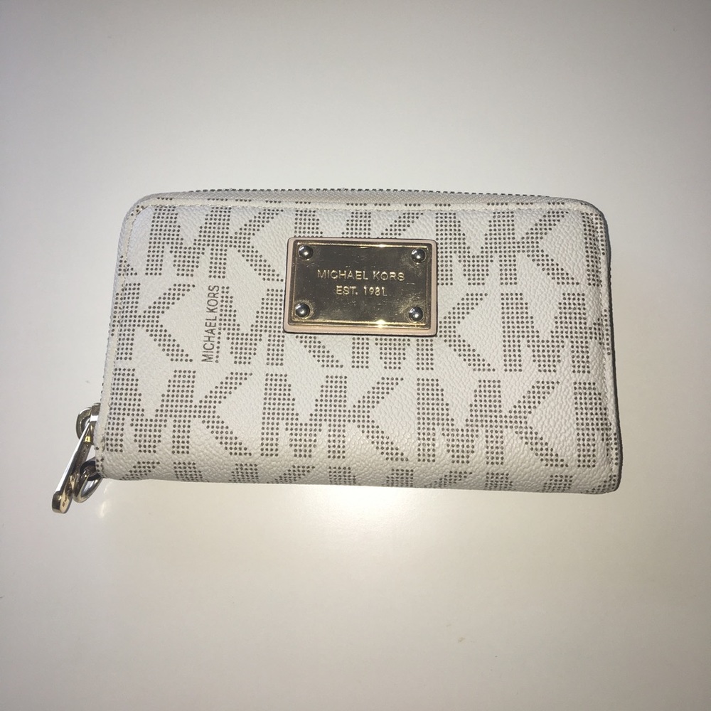 Michael Kors wallet/wristlet