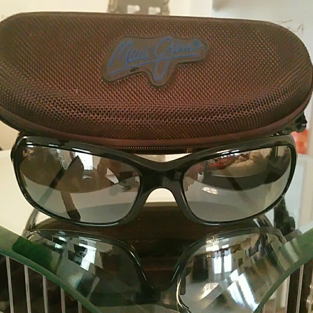 MAUI JIM SUNGLASSES