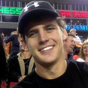 Meet your Posher, Mitchell