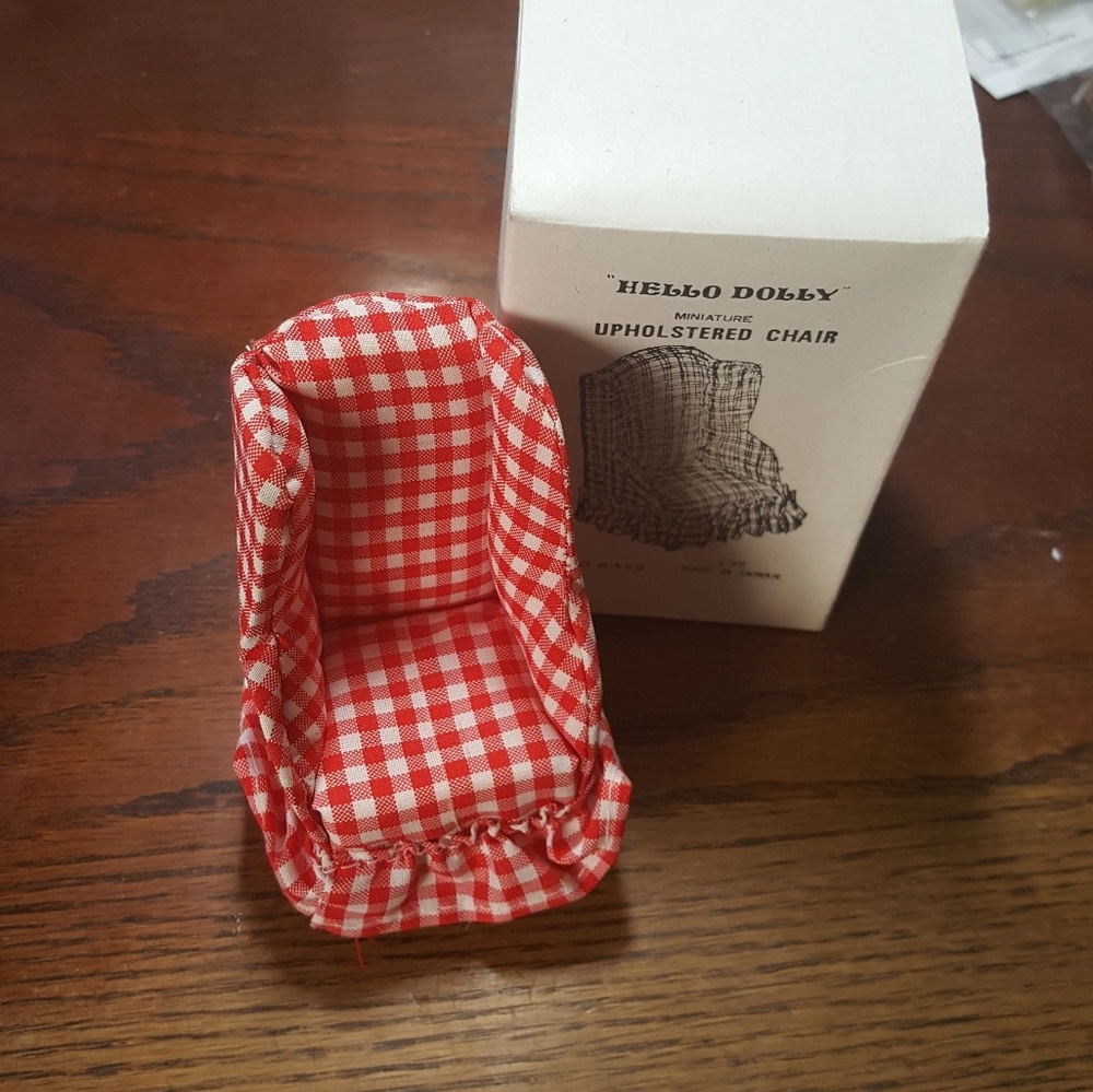 Miniature Dollhouse white Red checkered chair New
