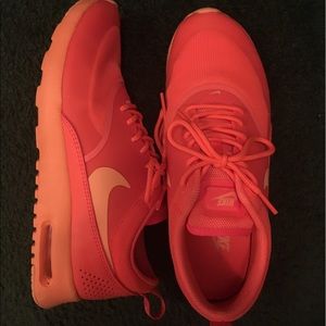 Nike Air Max Thea Hot Lava/Sunset Women 8 Shoes