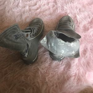 True religion women's shoes