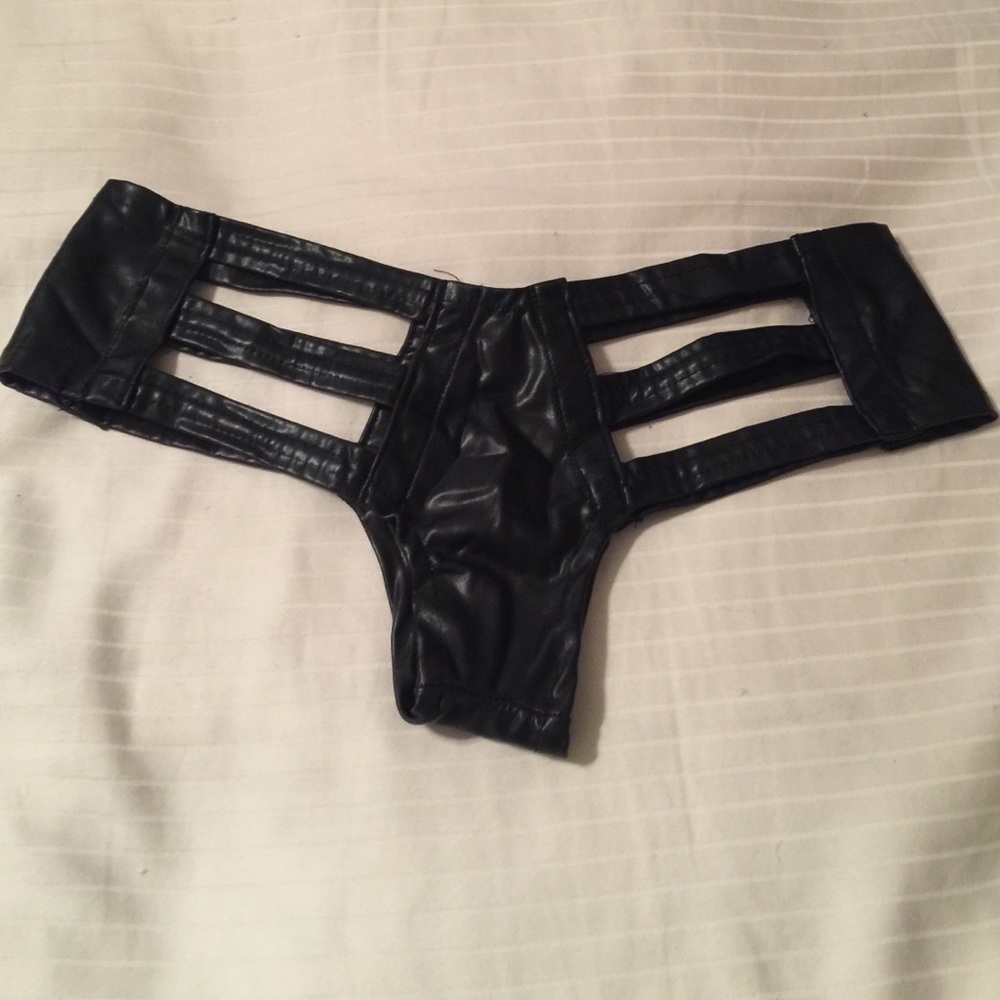 Little black diamond bottoms