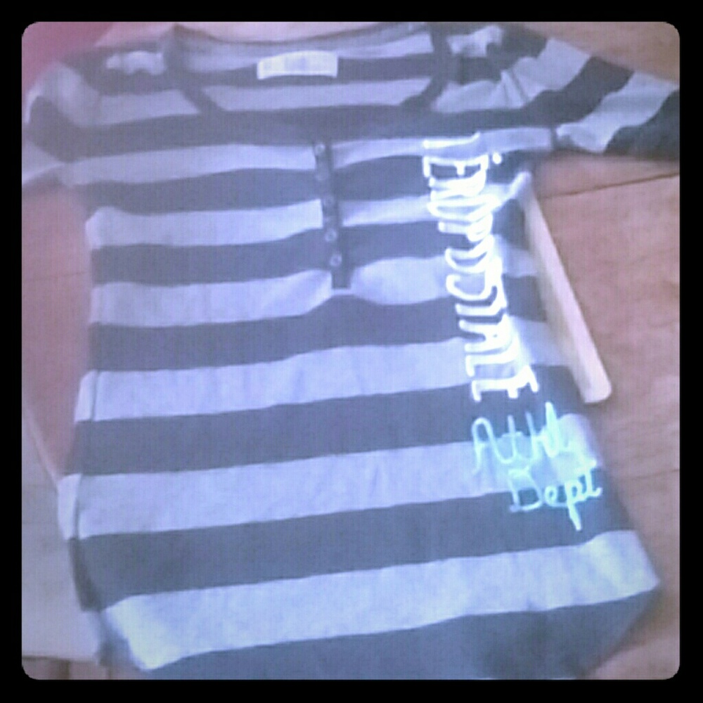 Sold Aeropostal shirt