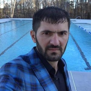 Meet your Posher, Zaur