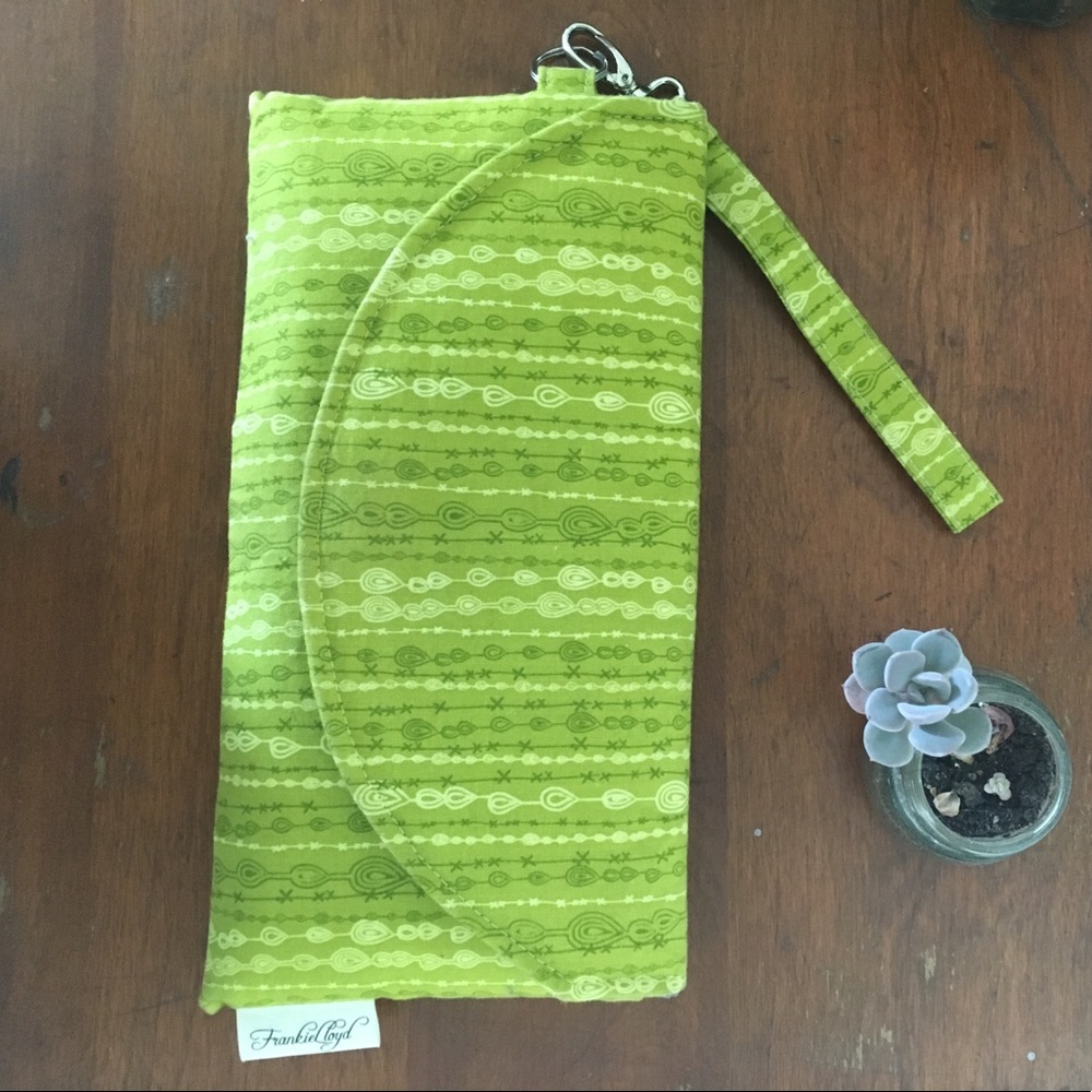 Frankiel Lloyd plush wristlet/clutch