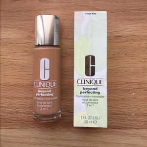 CLINIQUE beyond perfecting foundation + concealer