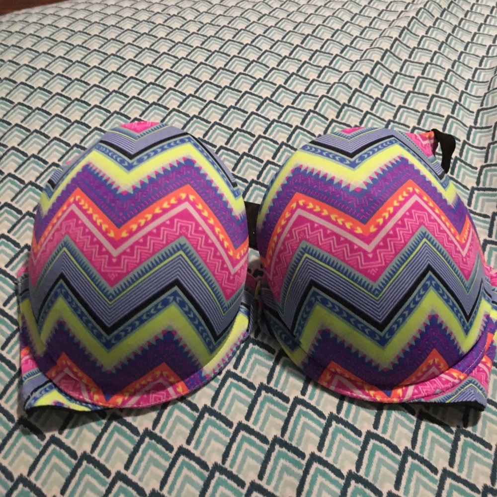 Barely used victoria secret push up bra