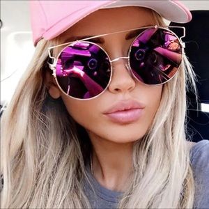 Sunglasses!!!😎😎😎