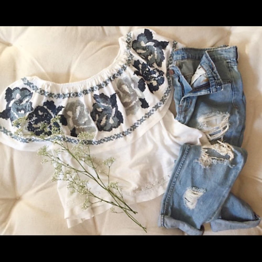 Free people 'To the left' top