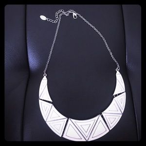 NWOT Beautiful Necklace