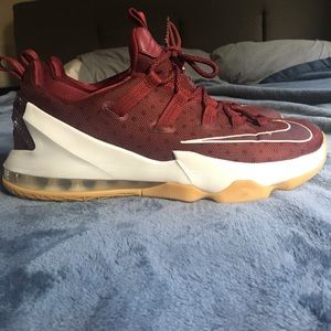 LeBron 13 low