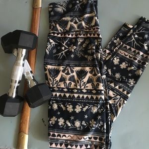 **FOR @Kassinoel 🙂 TEEKI workout pants