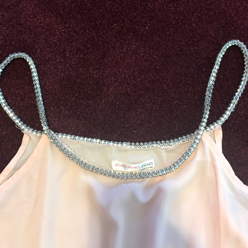 Beautiful blouse - Picture 3 of 5