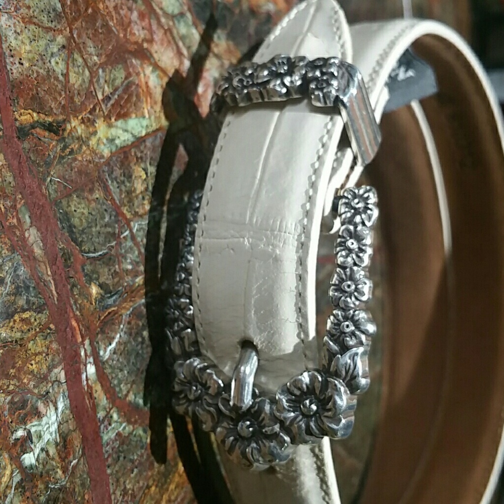 BRIGHTON BELT CREAM LEATHER