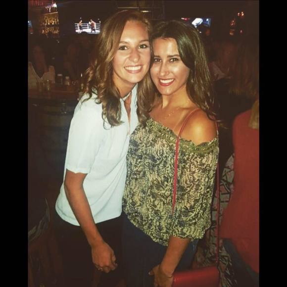 Meet your Posher, Kacey - Picture 1 of 1