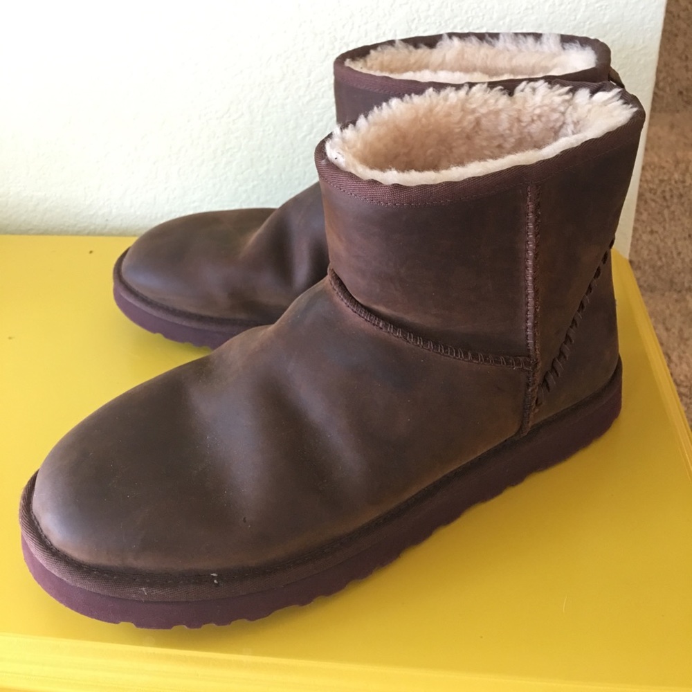 Ugg Men's Boots Size 11 Leather Shearling