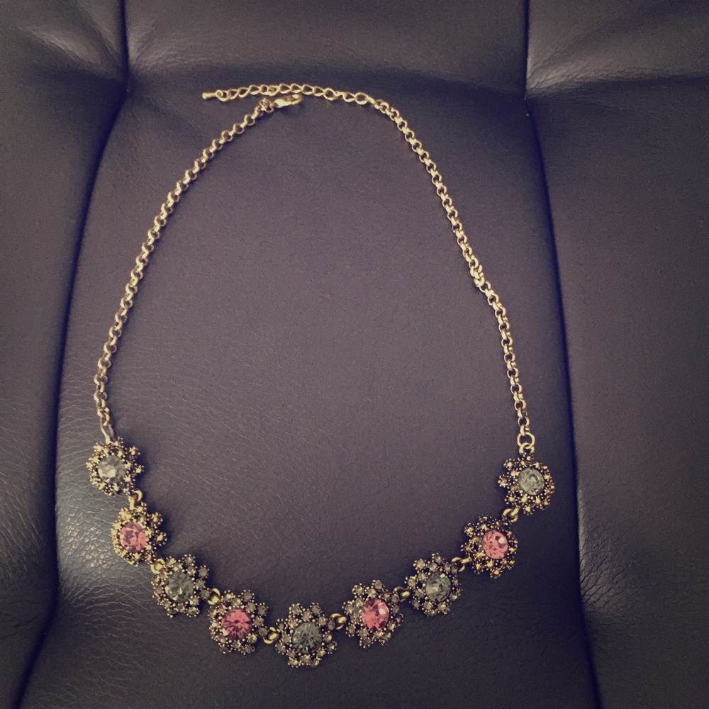 NWOT Vintage Necklace