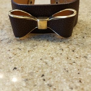 Leather look bow bracelet
