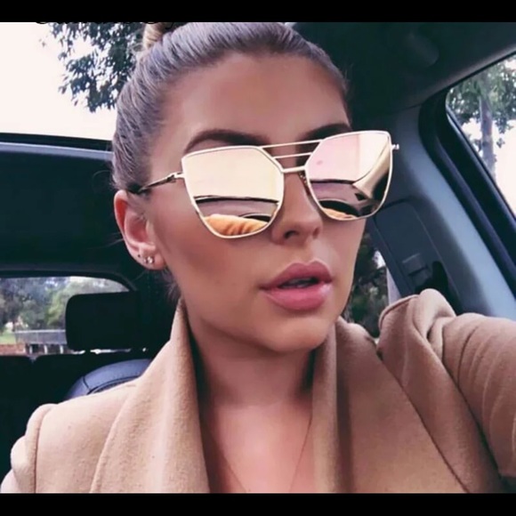 Sunglasses!!! - Picture 1 of 3