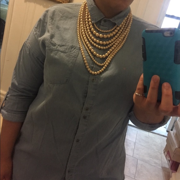 7 strand multilayered faux pearls - Picture 3 of 3